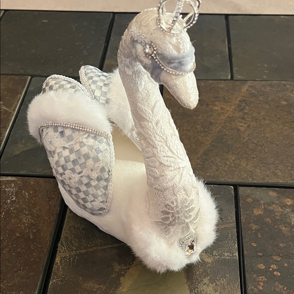 NWT-MacKenzie-Childs Crystal Palace Embellished Decorative Swan - Picture 1 of 7